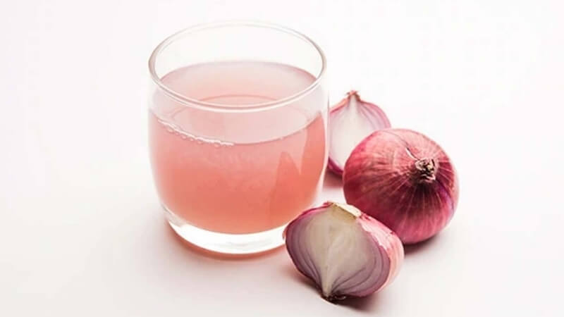 Onion Juice - Remedy for hair fall at home